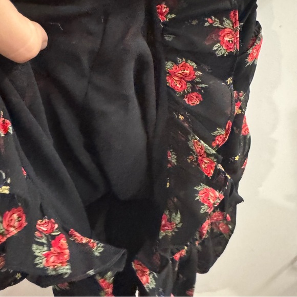 Like New Zara Floral Mini Dress - Picture 5 of 8